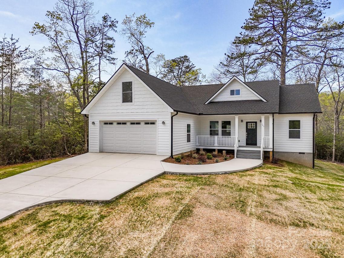 249 Crooked Creek Estate, Old Fort, NC 28762