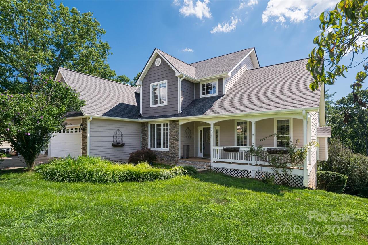 8 Scarlet Rdg Ln., Weaverville, NC 28787