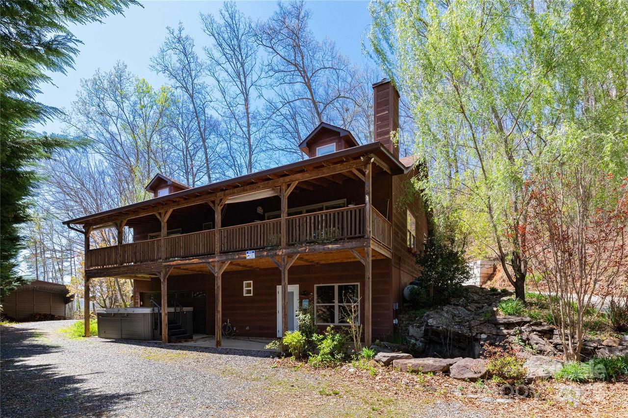 1591 Cope Creek Rd., Sylva, NC 28779