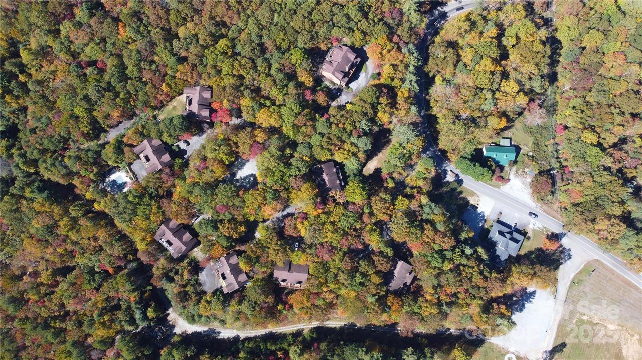 135 Toxaway Views Dr. #607, Lake Toxaway, NC 28747