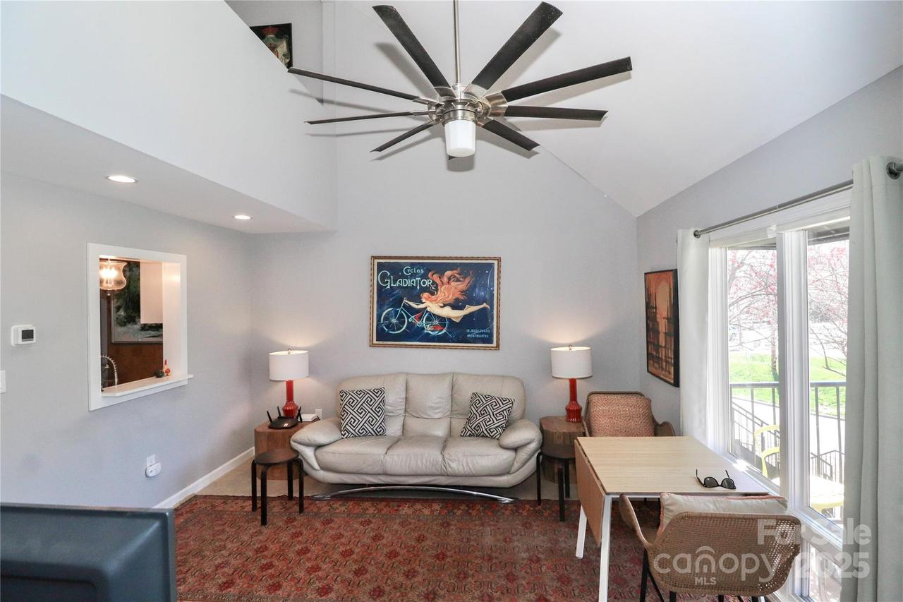 452 S Main St. #F, Davidson, NC 28036