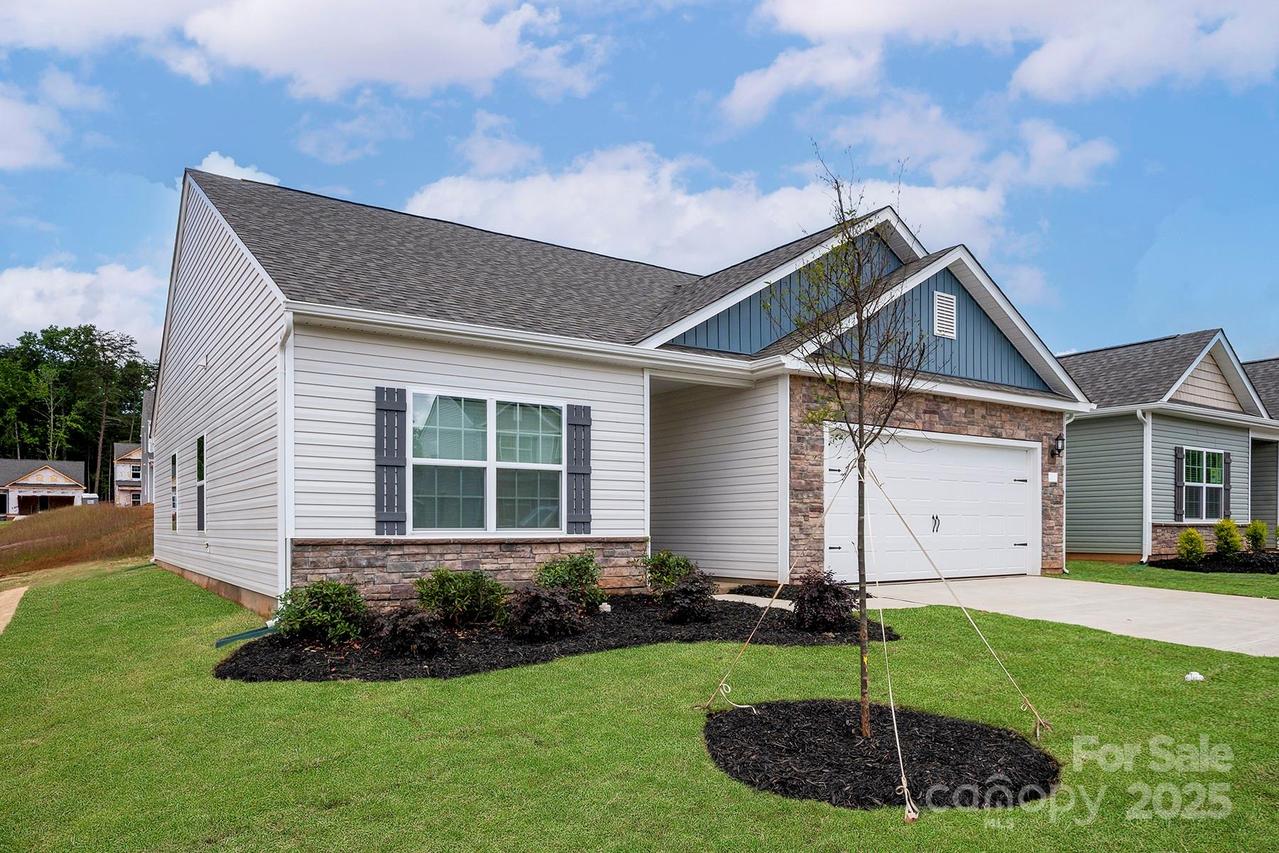 5712 Skinny Dr., Charlotte, NC 28215
