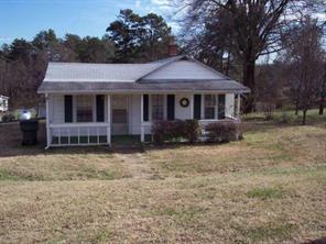 1101 Mecklenburg Hwy., Mooresville, NC 28115