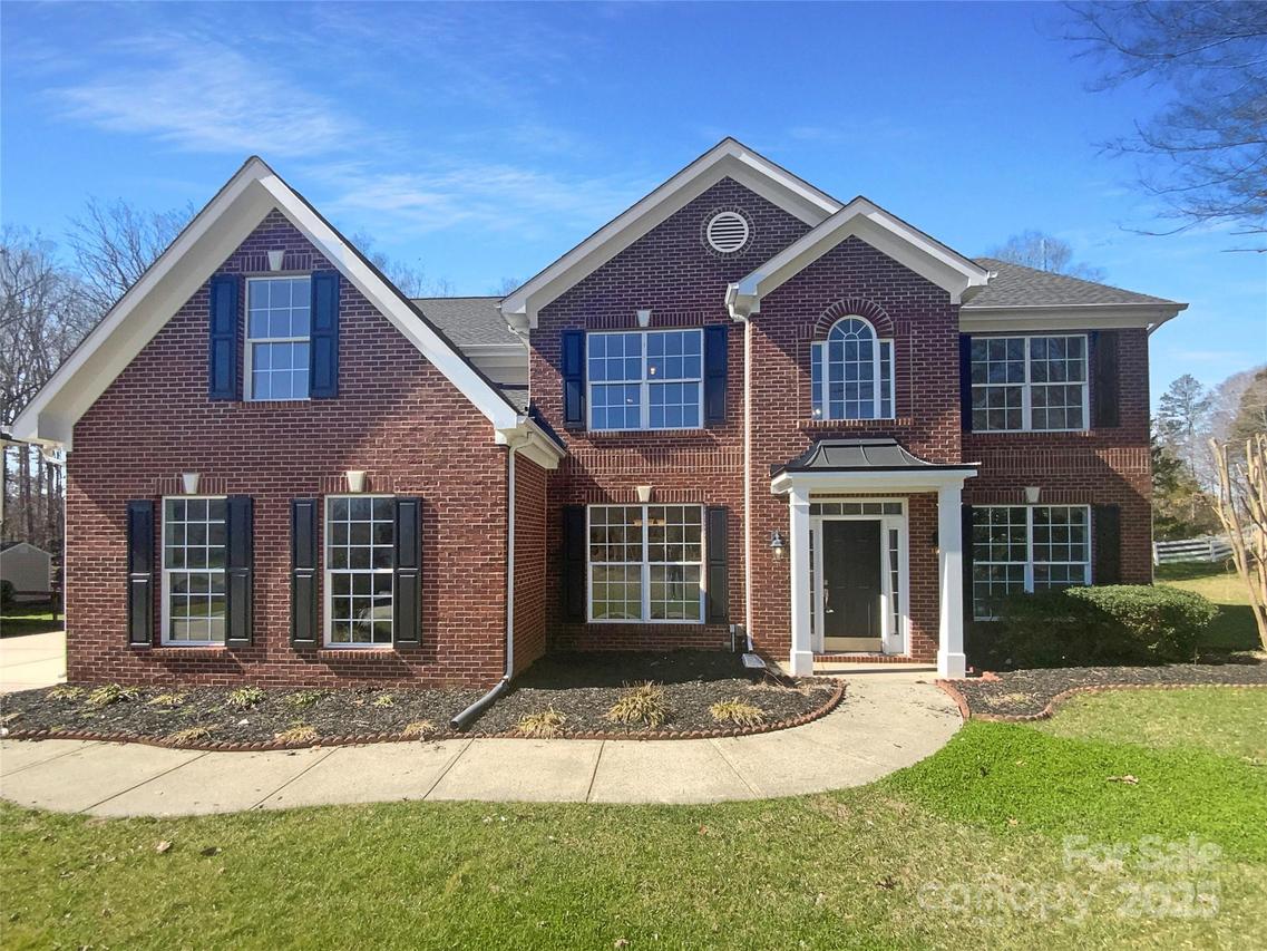 1000 High Brook Dr., Waxhaw, NC 28173