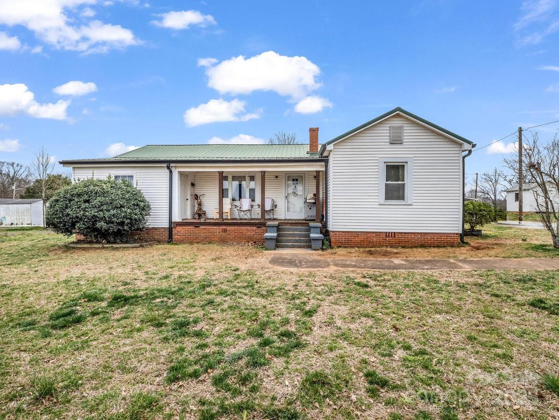 127 Walker St., Forest City, NC 28043