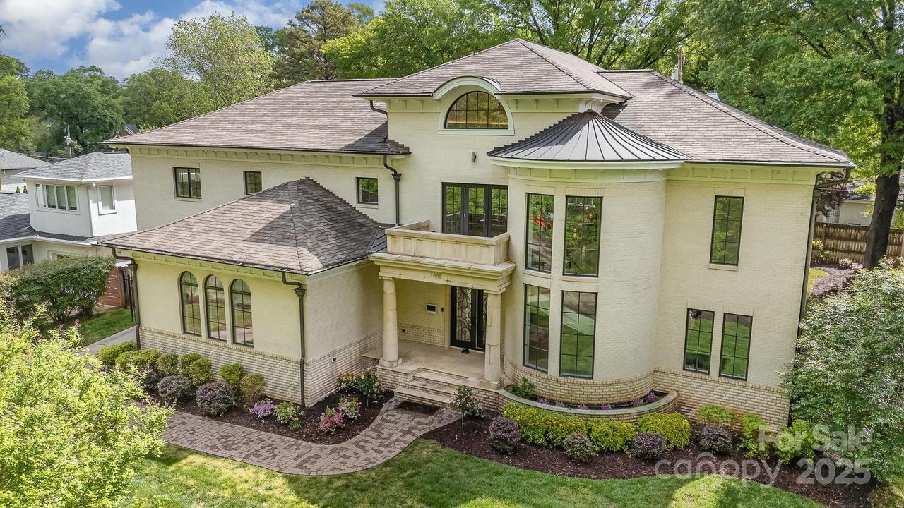 1665 Sterling Rd., Charlotte, NC 28209