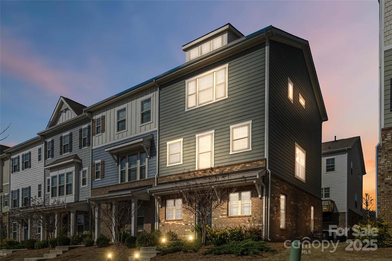 1129 Doveridge St., Charlotte, NC 28273