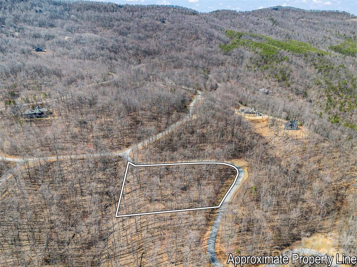 183 Chesterfield Dr., Mill Spring, NC 28756