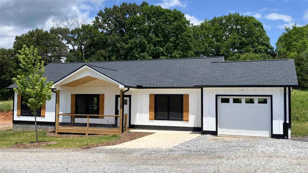 80 Peyton Elaine Rd., Clyde, NC 28721