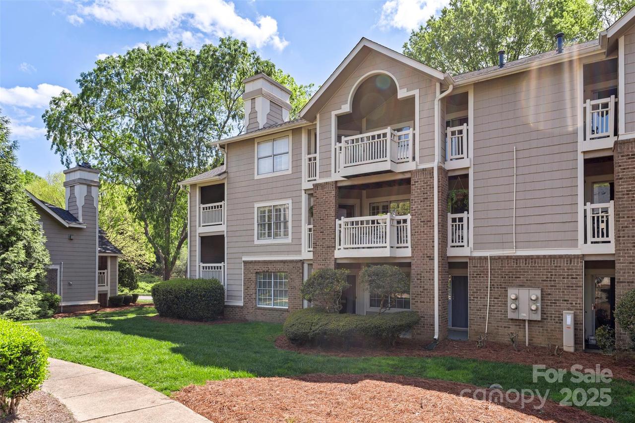 5001 Sharon Rd. #H, Charlotte, NC 28210