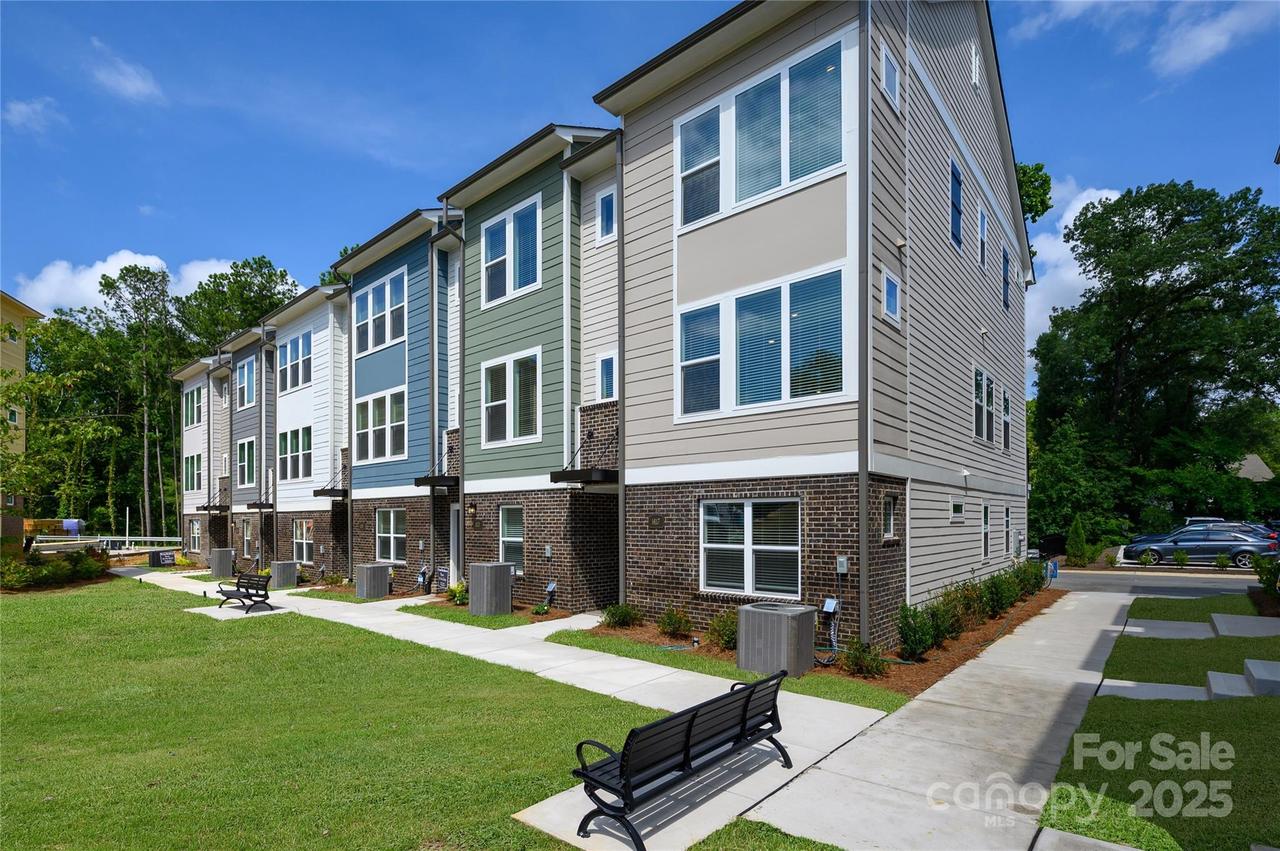 1417 Lithium Ln., Charlotte, NC 28211