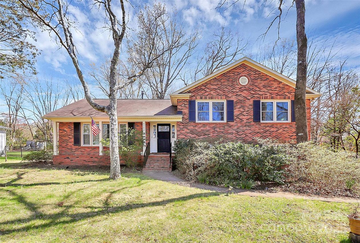 6500 Windyrush Rd., Charlotte, NC 28226