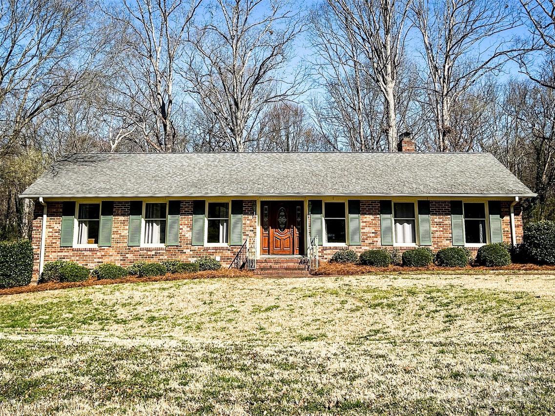 925 Belmorrow Dr., Charlotte, NC 28214