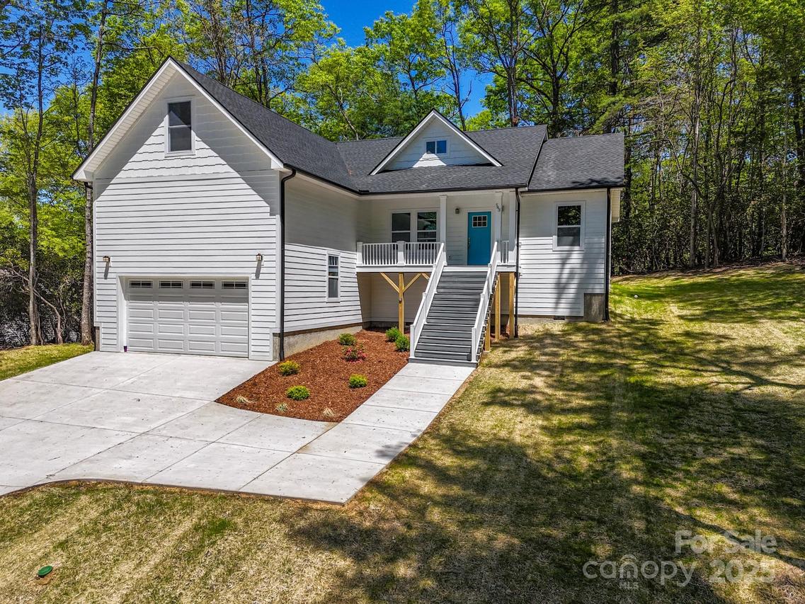 543 Knob Rd., Pisgah Forest, NC 28768