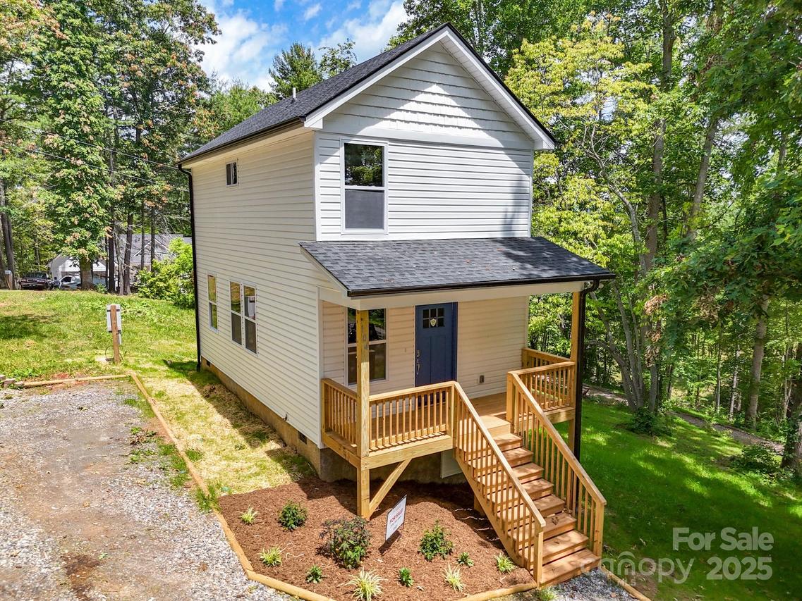 104 Forest Fern Ln., Alexander, NC 28701