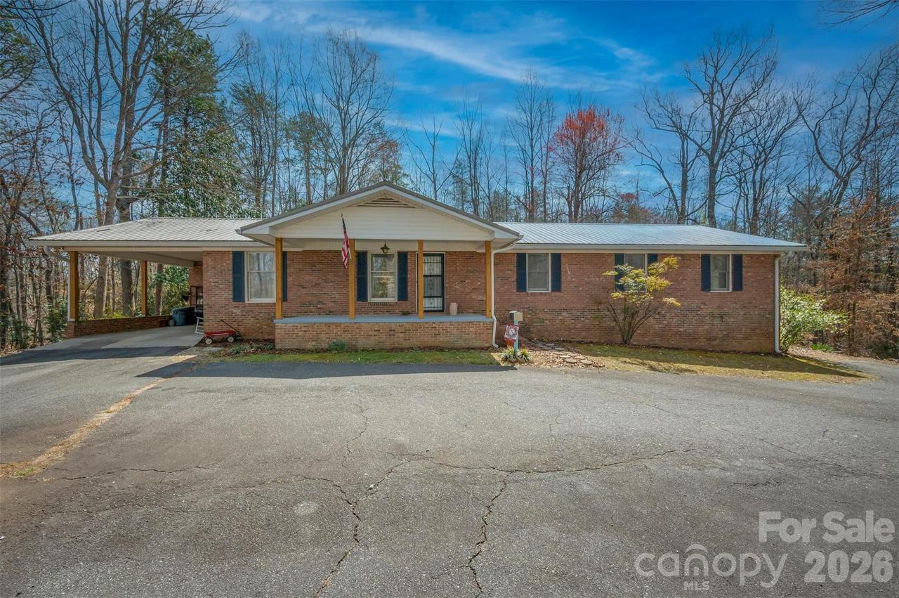 582 County Line Rd., Rutherfordton, NC 28139