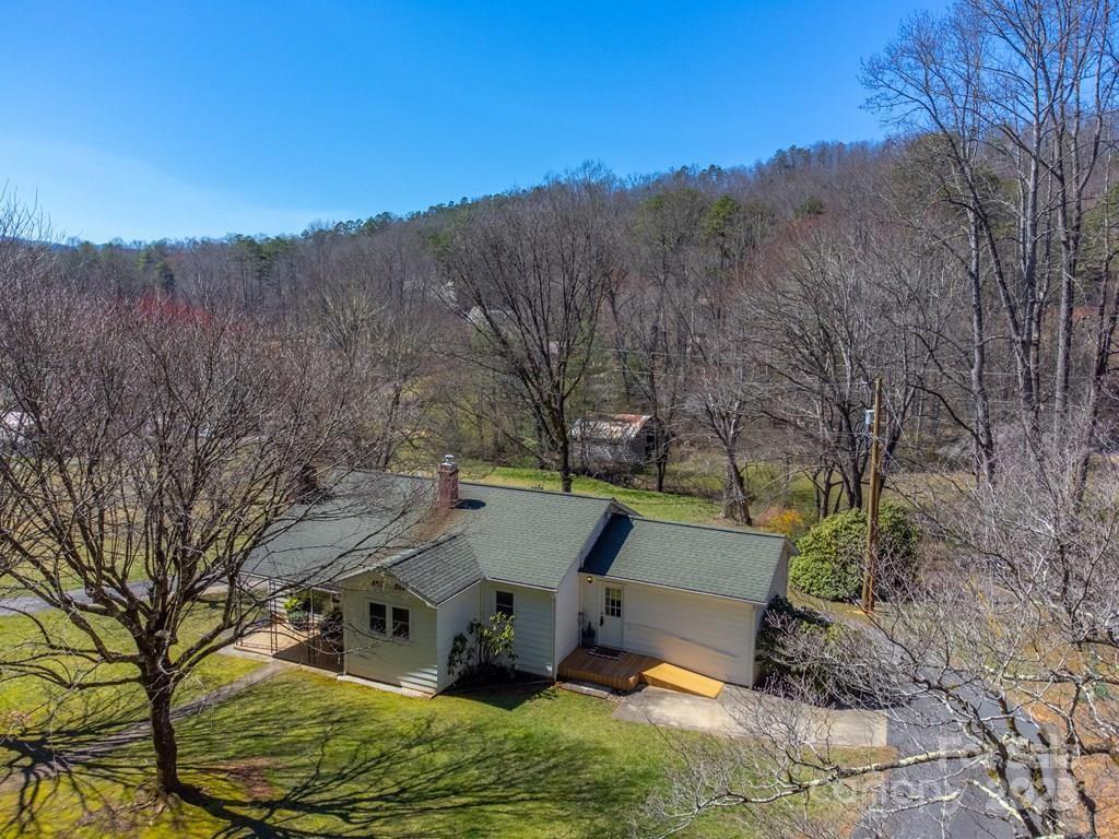 809 Locust Creek Rd., Sylva, NC 28779