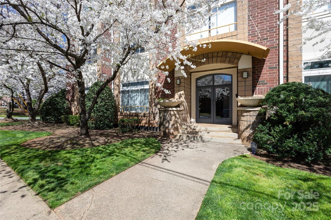 404 N Laurel Ave. #12, Charlotte, NC 28204