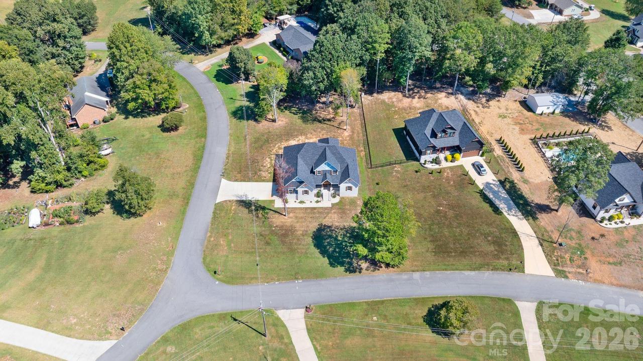 167 Harbor Point Dr., Cherryville, NC 28021