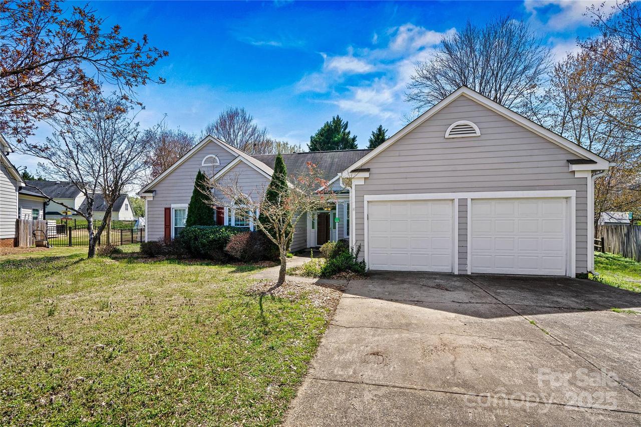 8402 Albury Walk Ln., Charlotte, NC 28277