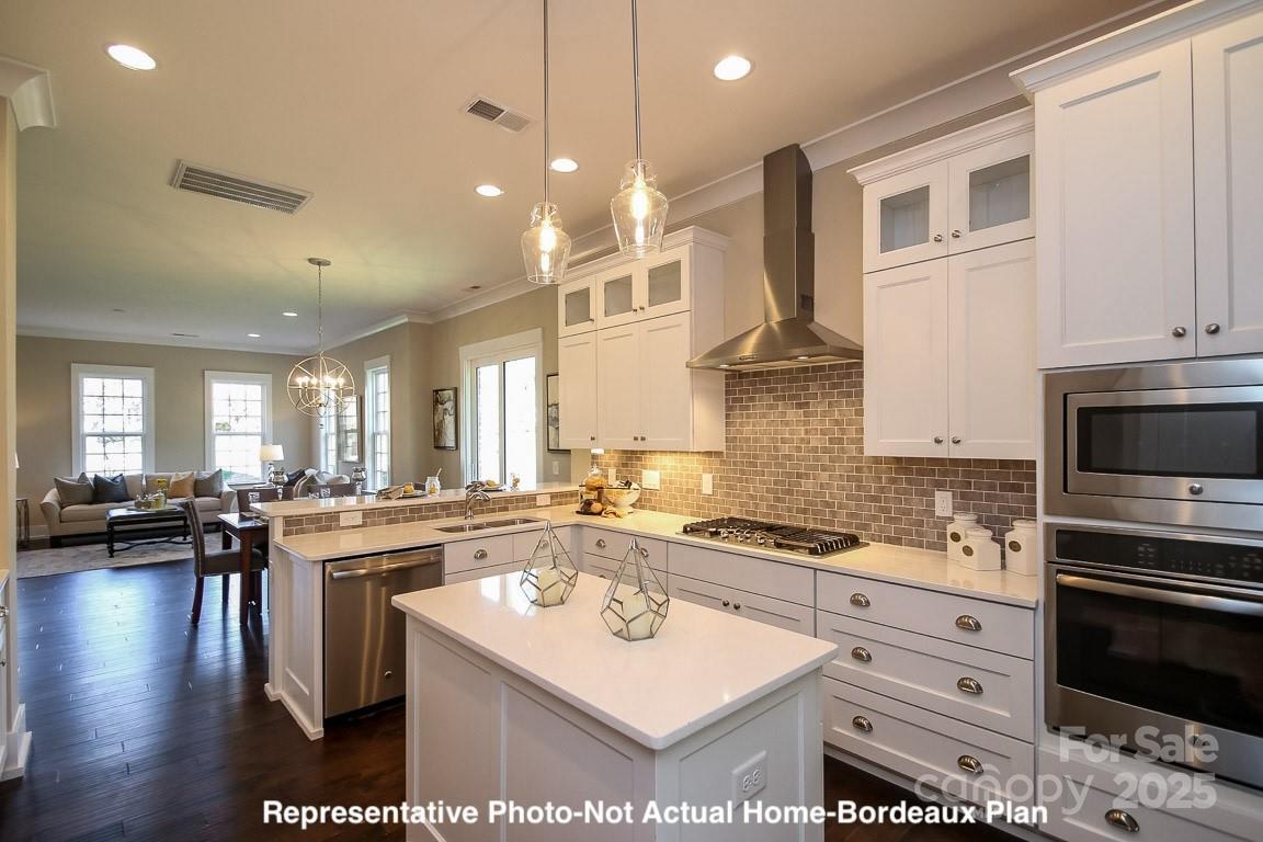 19724-A School St., Cornelius, NC 28031