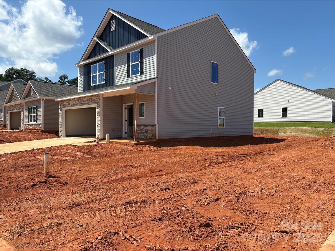 5704 Skinny Dr., Charlotte, NC 28215