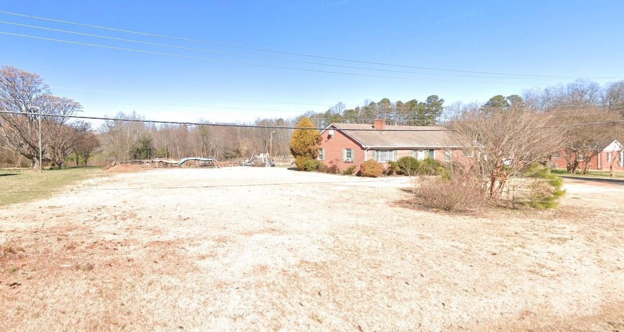 1331 Peachtree Rd., Charlotte, NC 28216