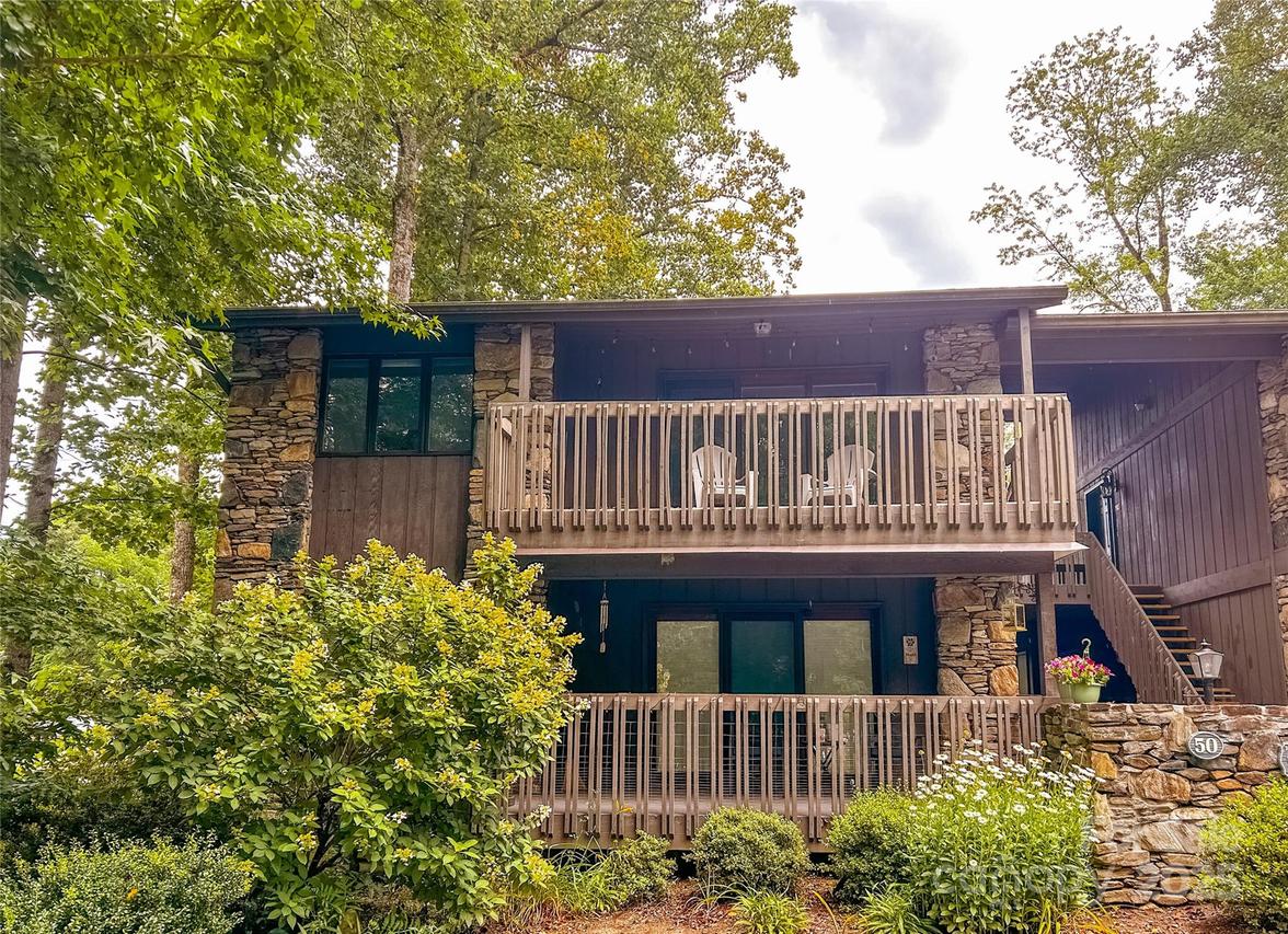 50 Maxine Ln. #104, Hendersonville, NC 28739