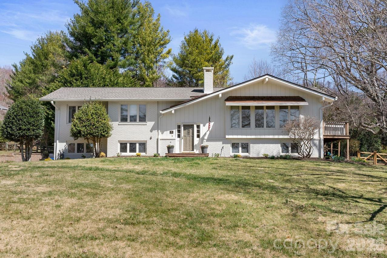 86 Braddock Way, Asheville, NC 28803