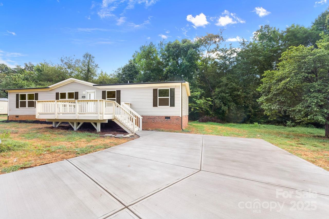 141 Lakewind Dr., Mooresville, NC 28115