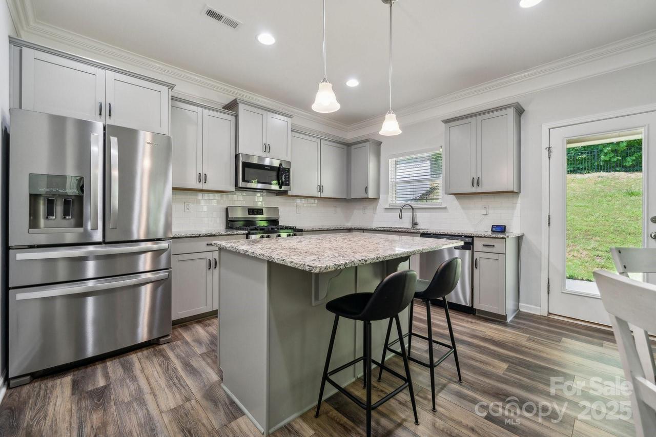 117 Cramerton Mills Pkwy., Cramerton, NC 28032