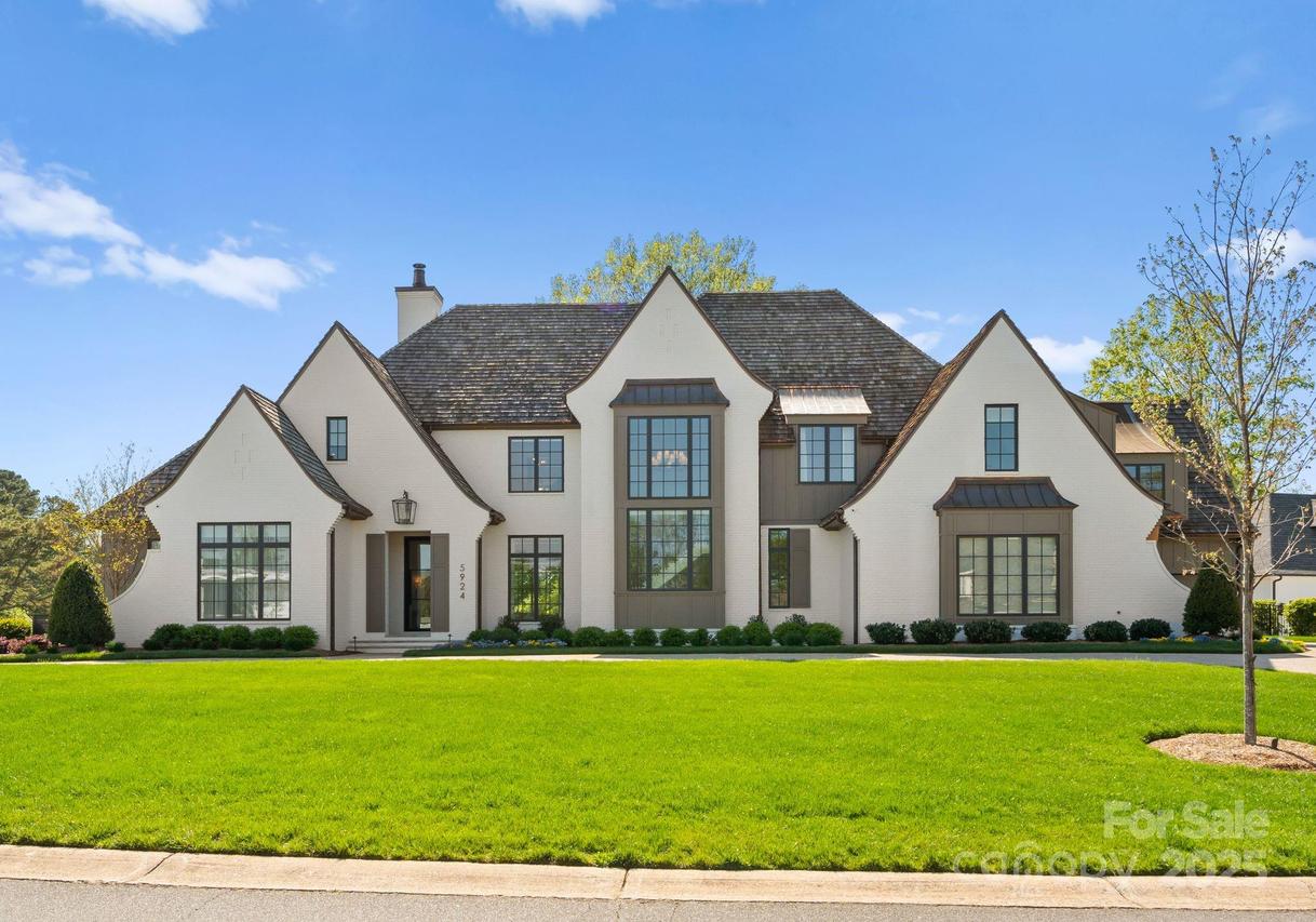 5924 Masters Ct., Charlotte, NC 28226