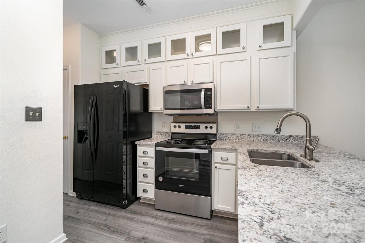 4028 Center Place Dr., Harrisburg, NC 28075