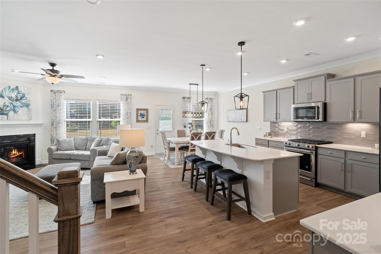 14235 Canemeadow Dr. #102, Charlotte, NC 28278