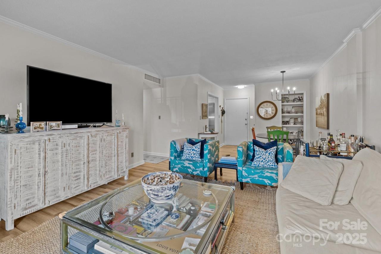 2503 Roswell Ave. #208, Charlotte, NC 28209