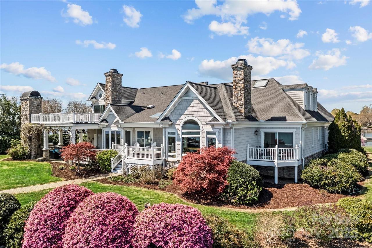 199 Prestwood Ln., Mooresville, NC 28117