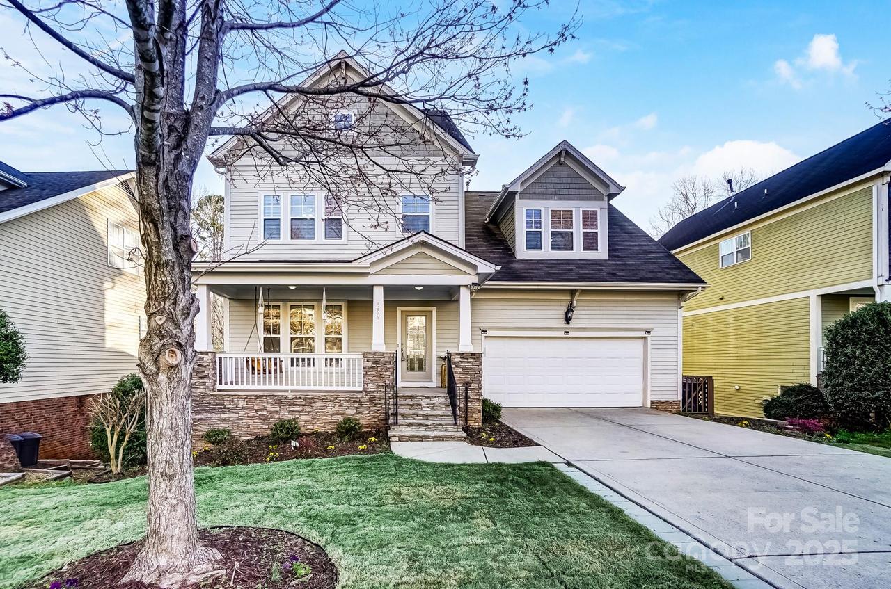 5807 Mctaggart Ln., Charlotte, NC 28269