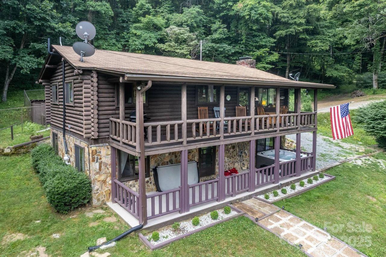 1491 Battle Branch Rd., Bryson City, NC 28713