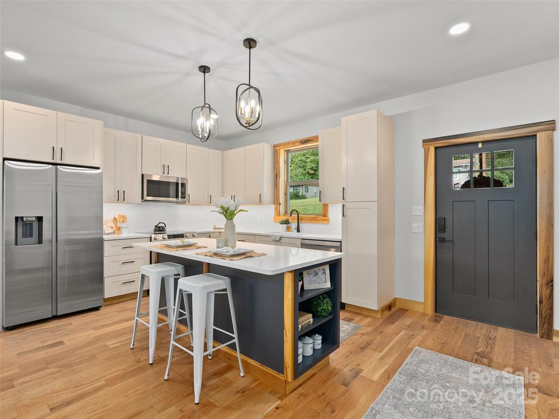 292 County Rd., Waynesville, NC 28785