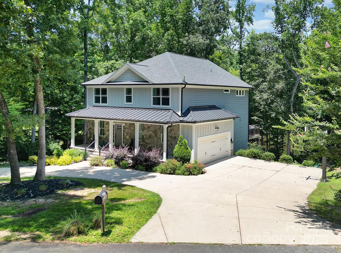 463 Lake Wylie Rd., Belmont, NC 28012