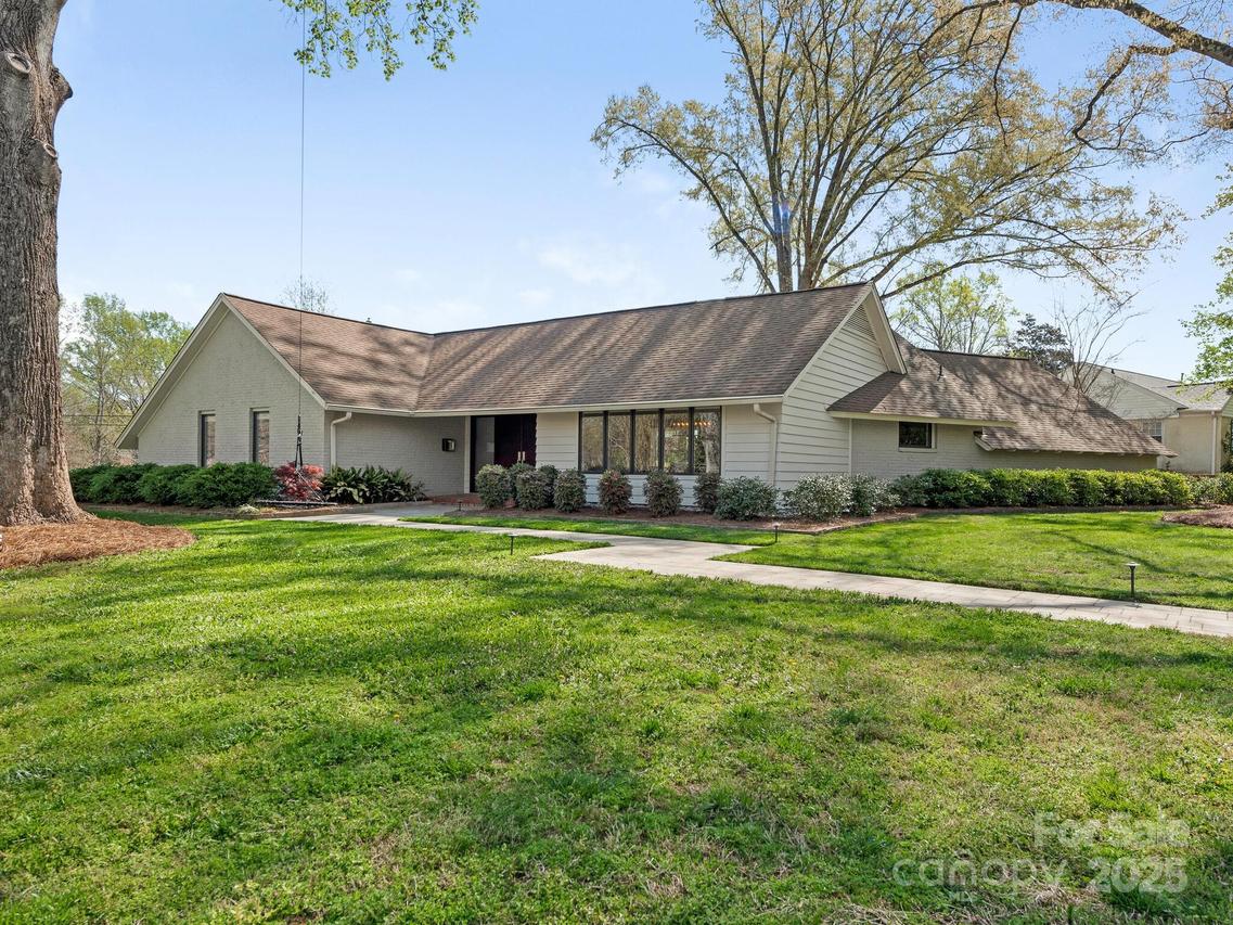 3301 Mountainbrook Rd., Charlotte, NC 28210