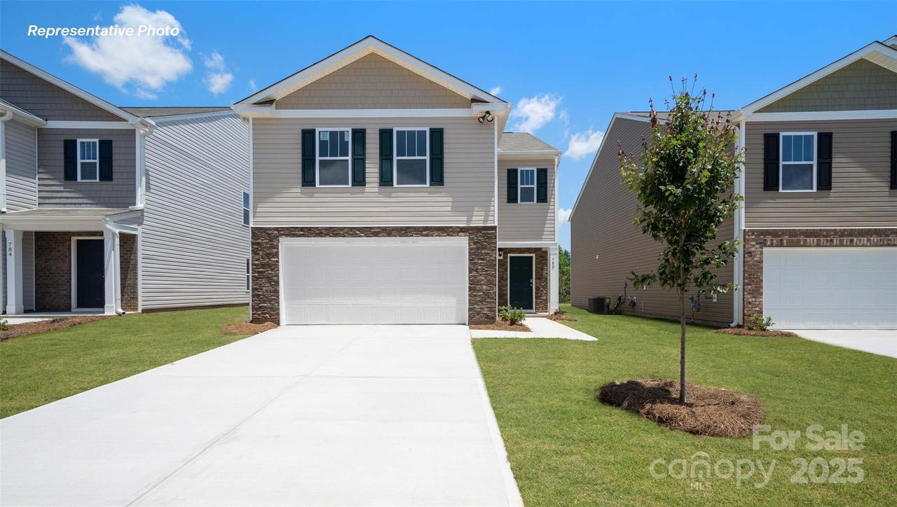1407 5th Street Dr., Hickory, NC 28601