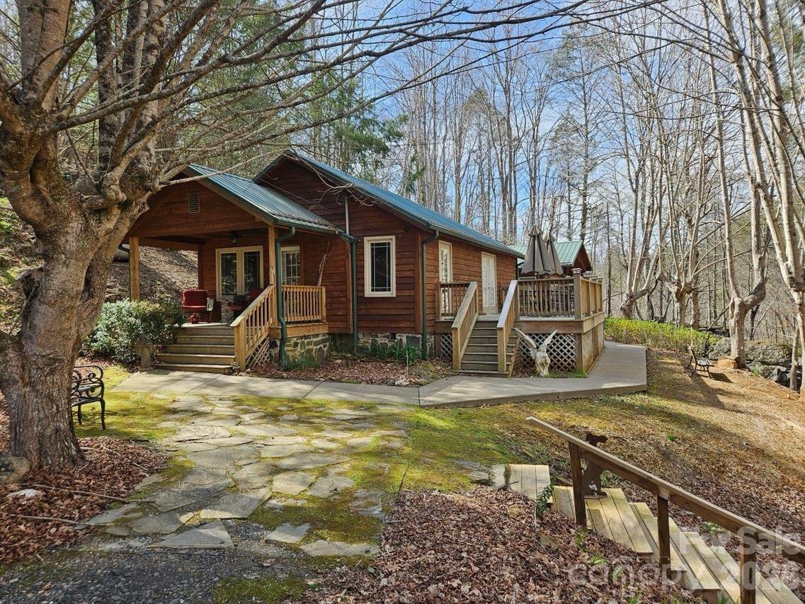 324 Marble Mine Rd., Bakersville, NC 28705