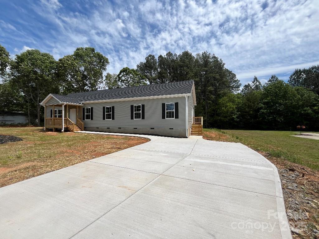 2070 Travis Rd., Conover, NC 28613