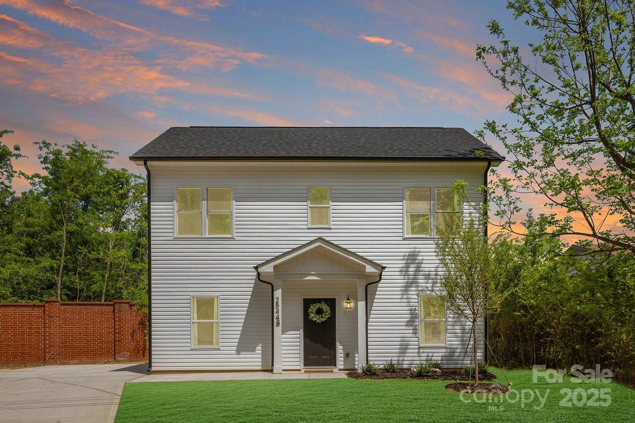 2544 Pinestream Dr., Charlotte, NC 28216