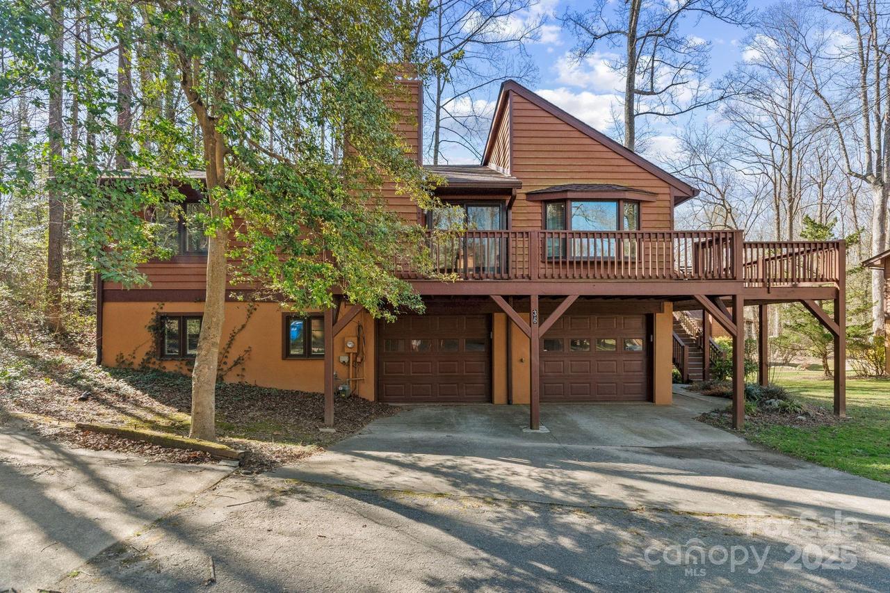 36 Poplar Ct., Fletcher, NC 28732