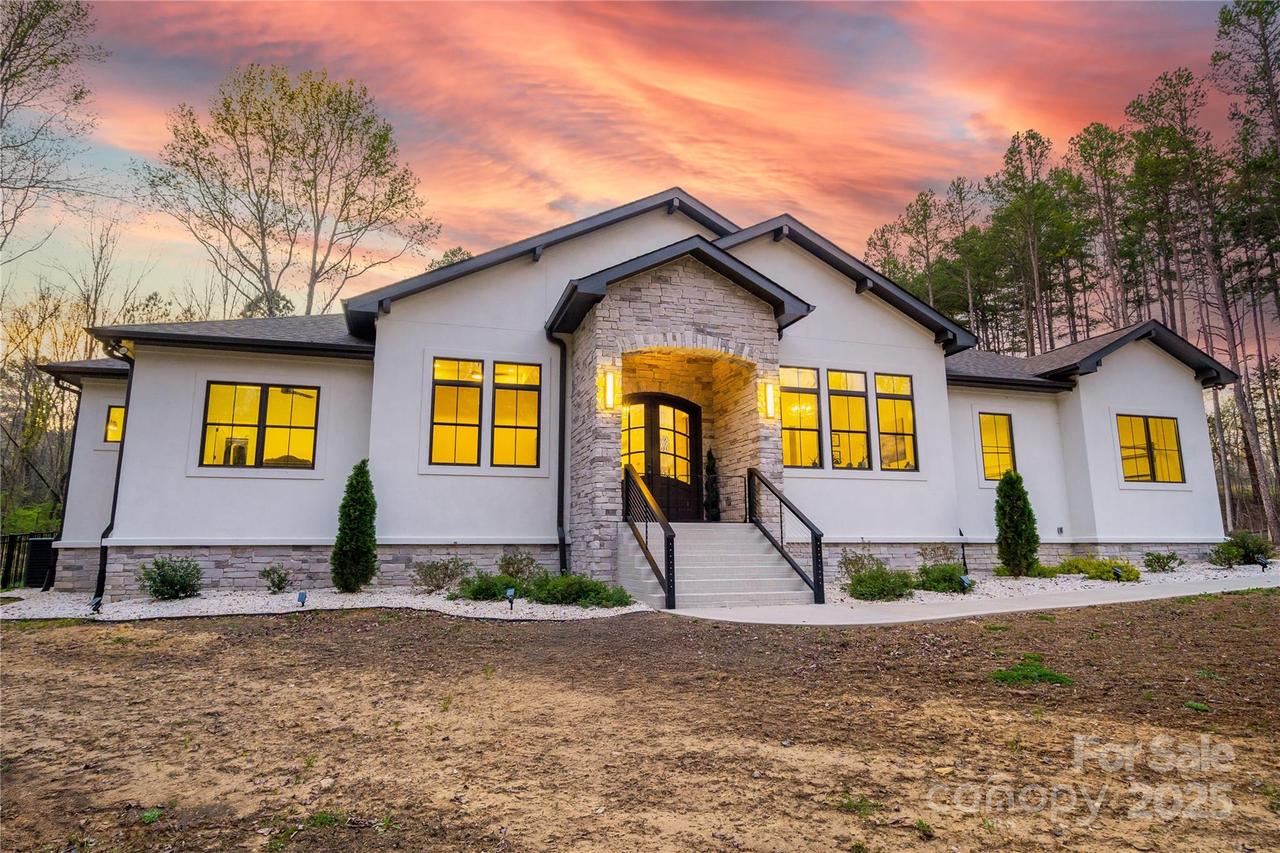 1208 Union Rd., Matthews, NC 28104