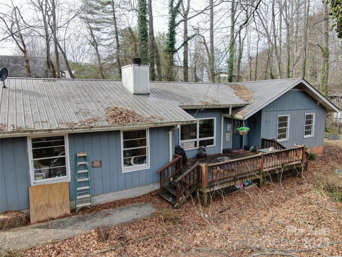 1 Virginia Ln., Cullowhee, NC 28723