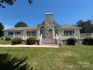 1608 Dakota Dr., Hudson, NC 28638