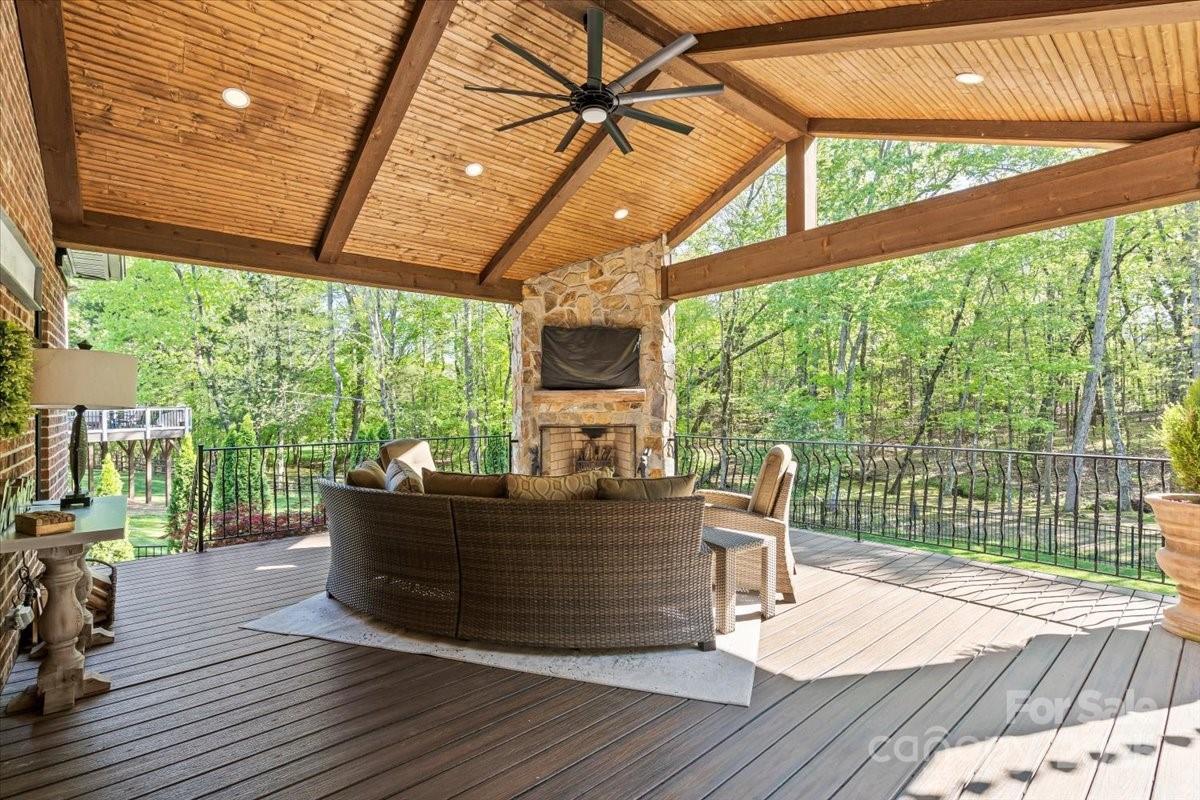 1614 Shimron Ln., Waxhaw, NC 28173